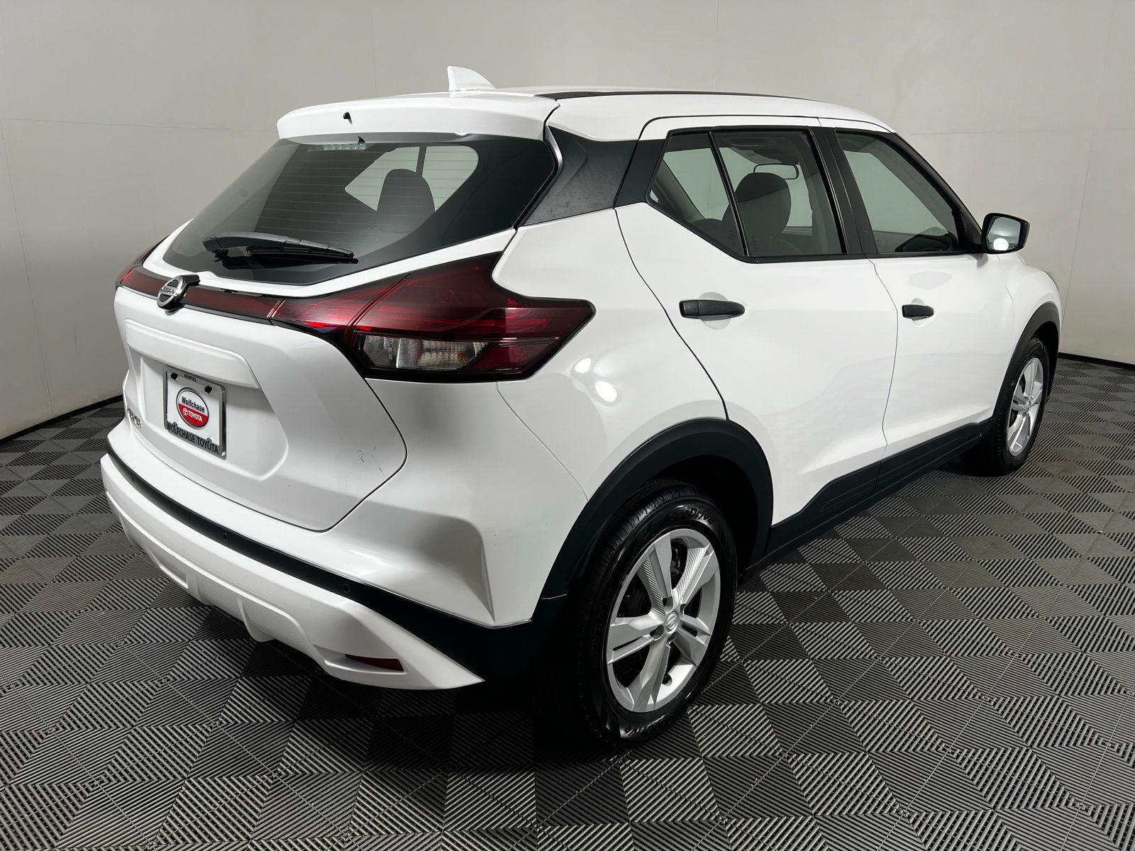 2021 Nissan Kicks S 5