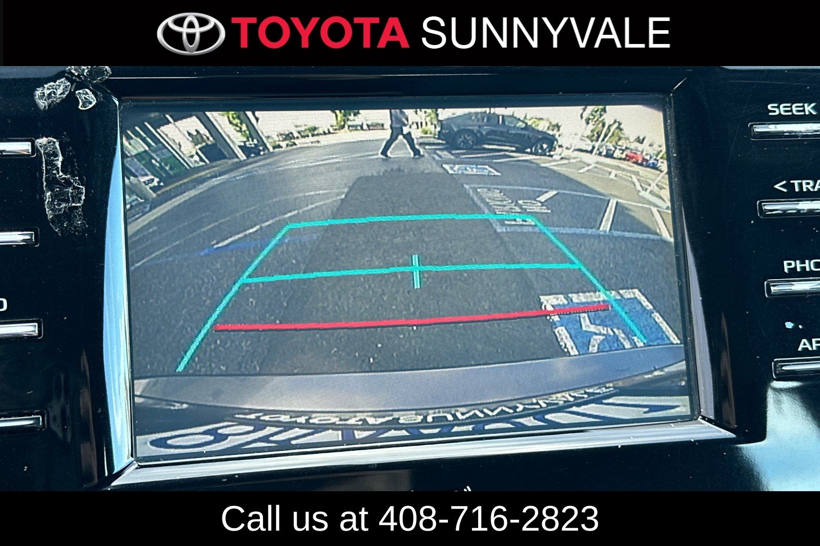 Used 2020 Toyota Camry Hybrid Sedan