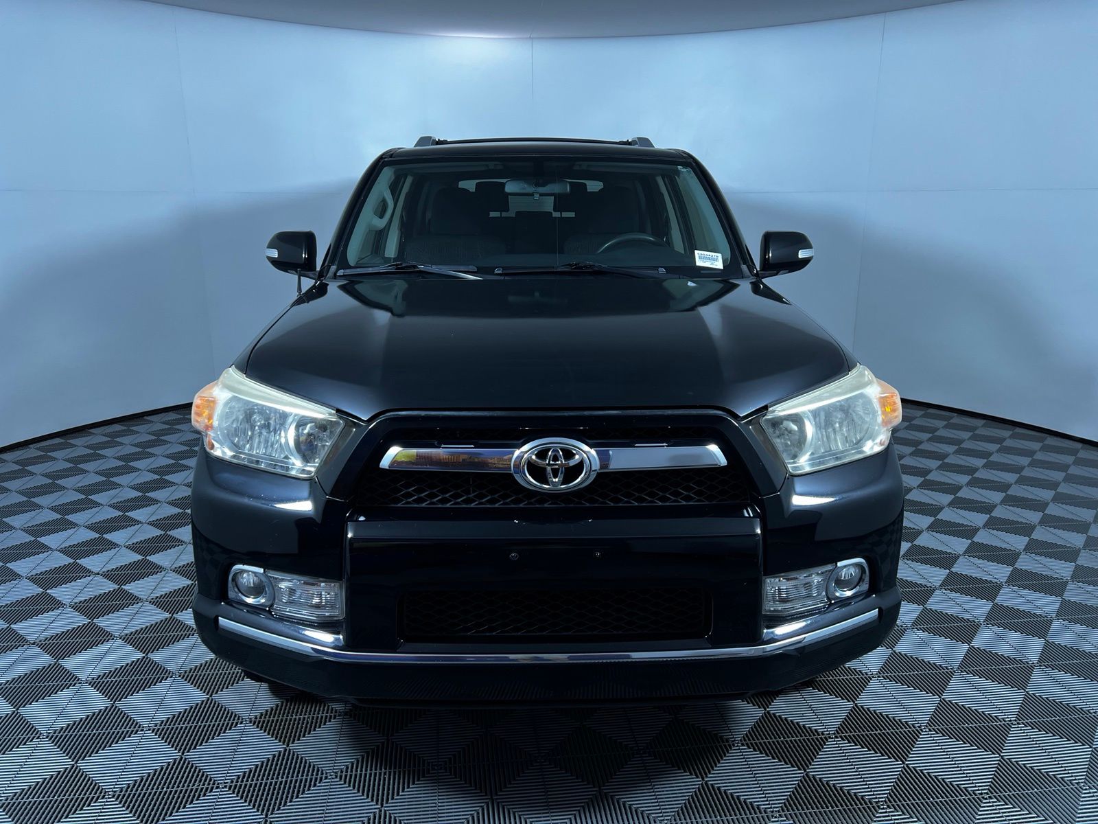 Thumbnail: 2012 Toyota 4Runner - 2