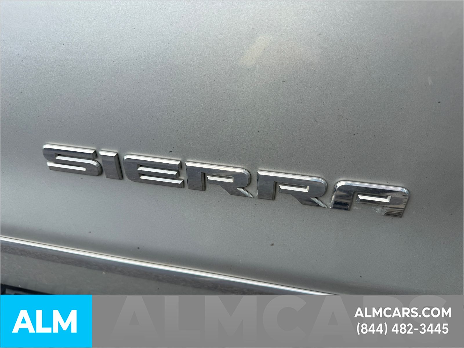 Used 2017 Silver GMC SLT image 5