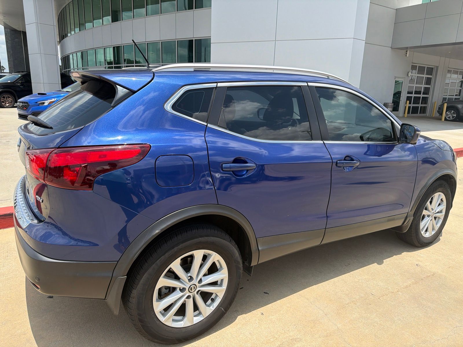 car-gallery-3