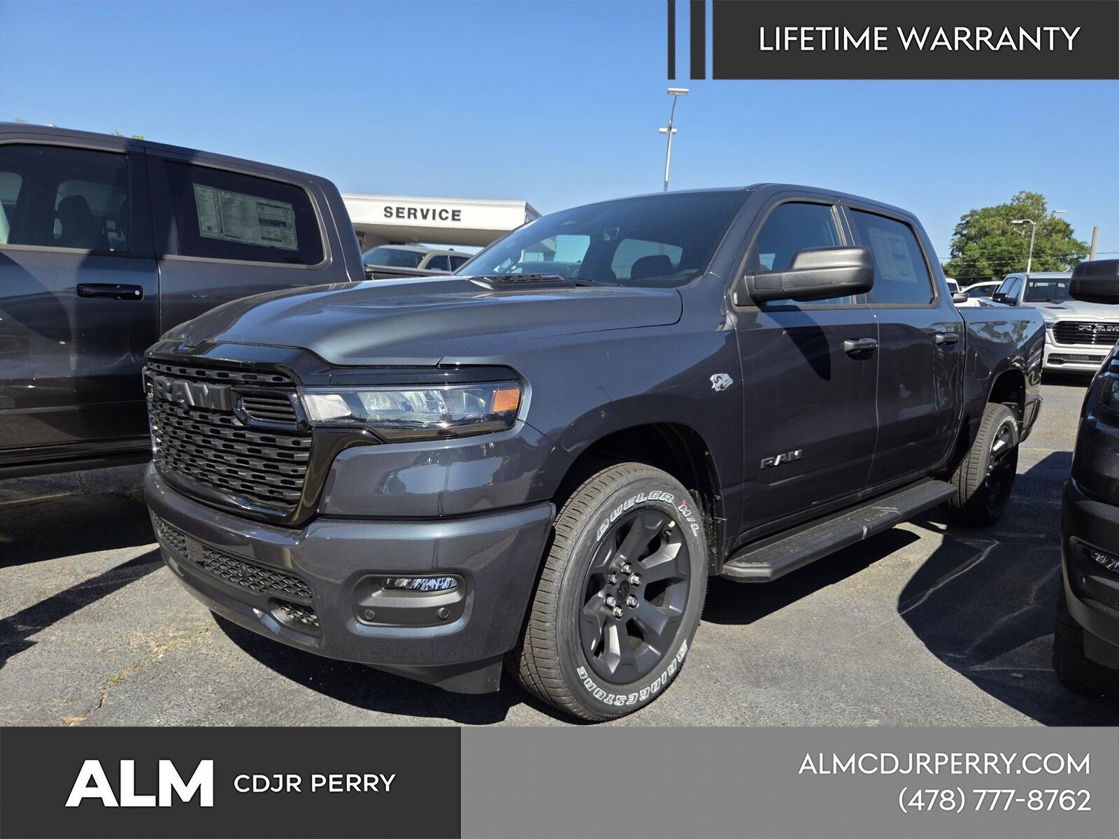2026 RAM 1500 Express 4x4 Crew Cab 5'7's photo