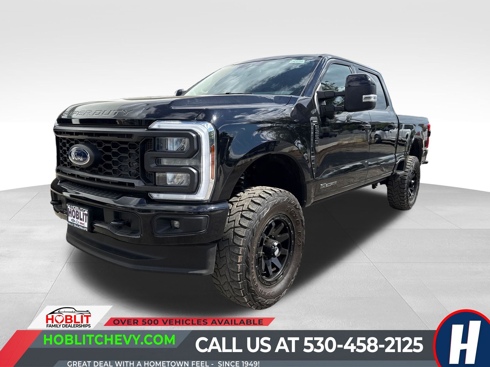 Agate Black Metallic 2024 Ford F-250 Super Duty Lariat Crew Cab 4WD Pickup Truck Four-Wheel Drive Automatic