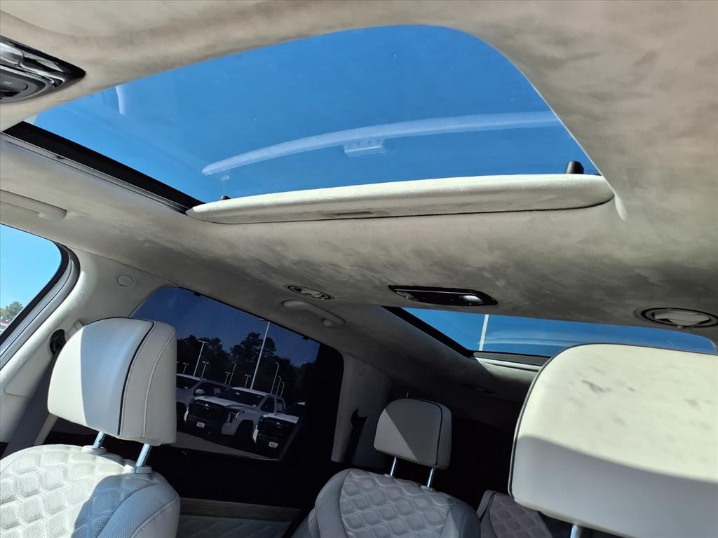 2021 Hyundai Palisade Calligraphy White at Victoria Chrysler Dodge Jeep Ram