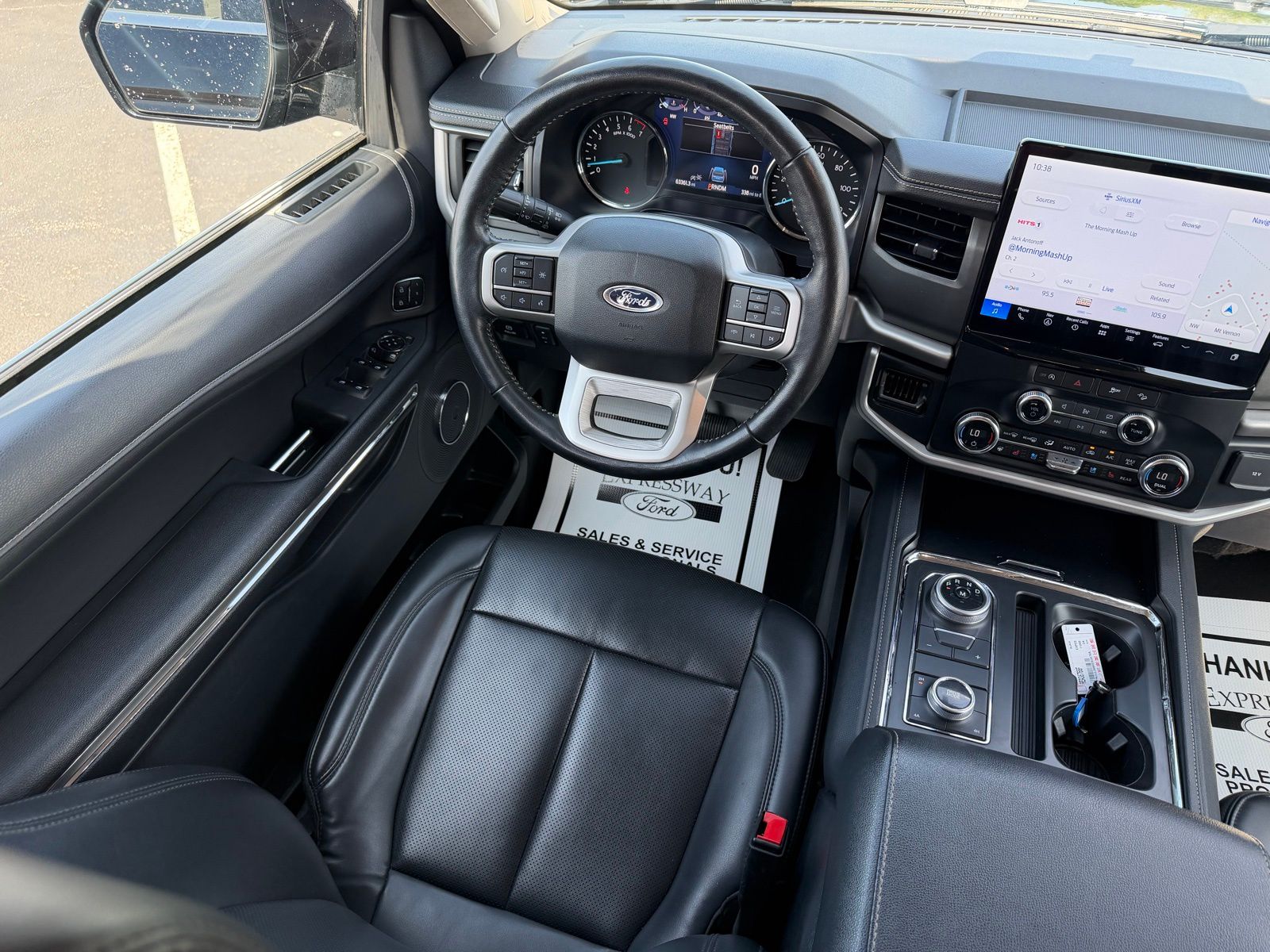 2024 Ford Expedition image 17