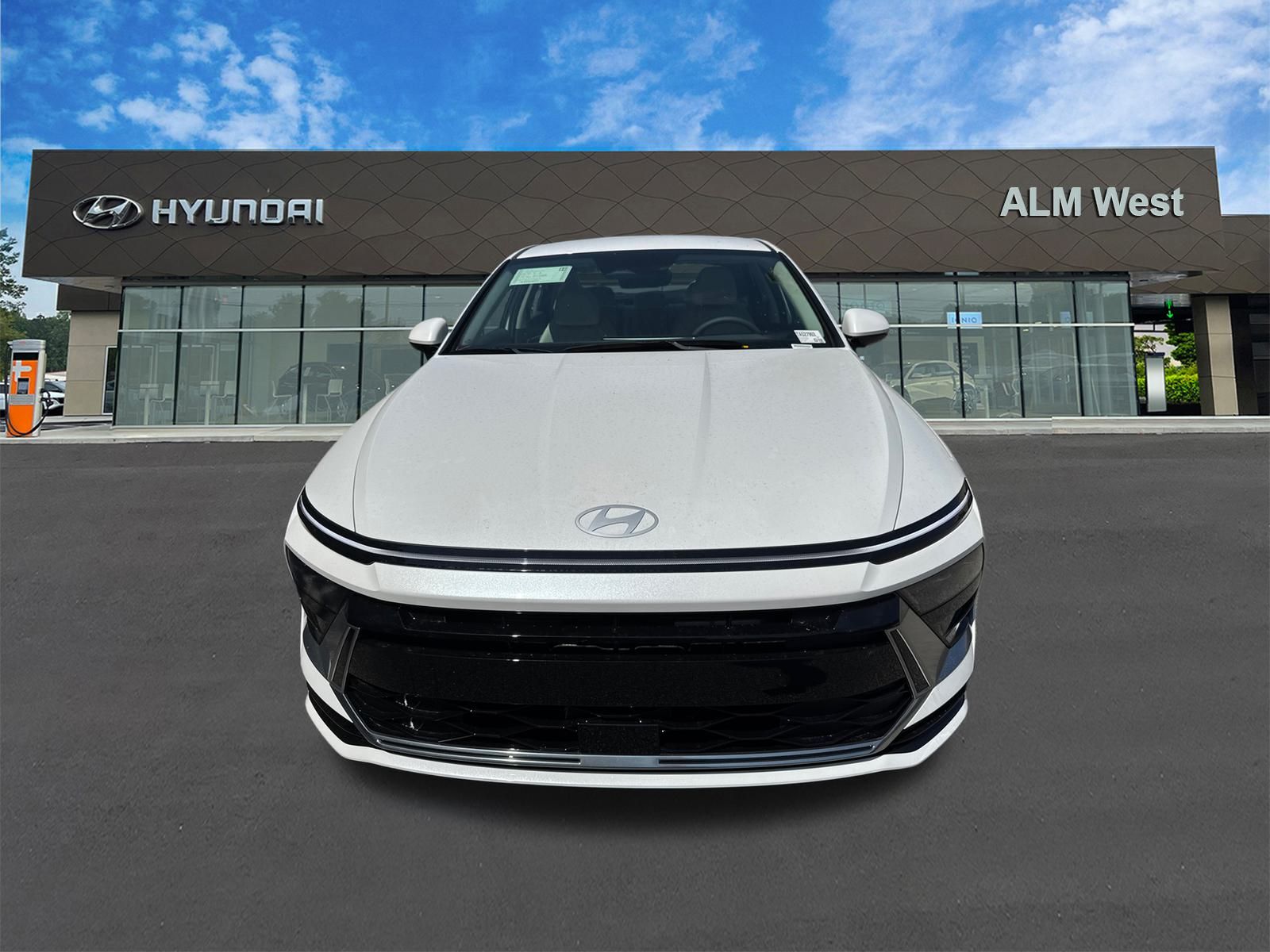 2026 Hyundai Sonata SEL Sport photo 2