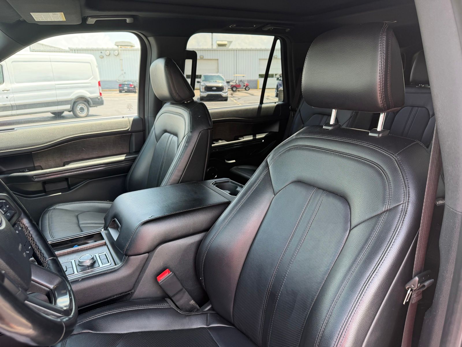 2021 Ford Expedition image 13