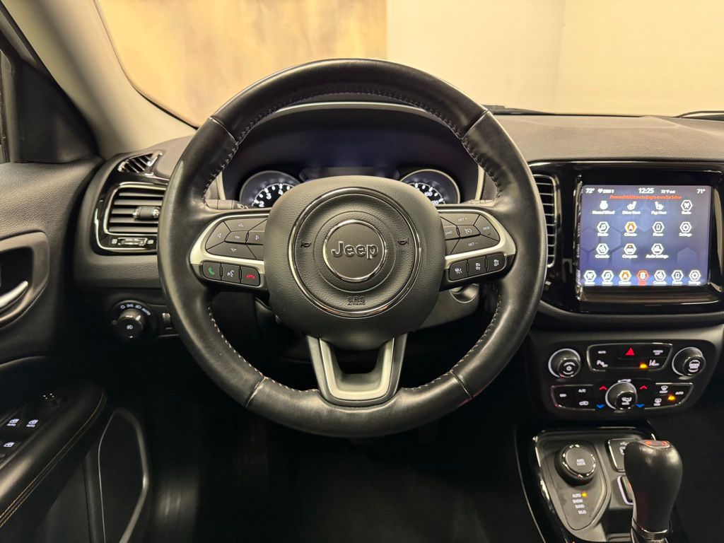 2021 Jeep Compass Limited 18