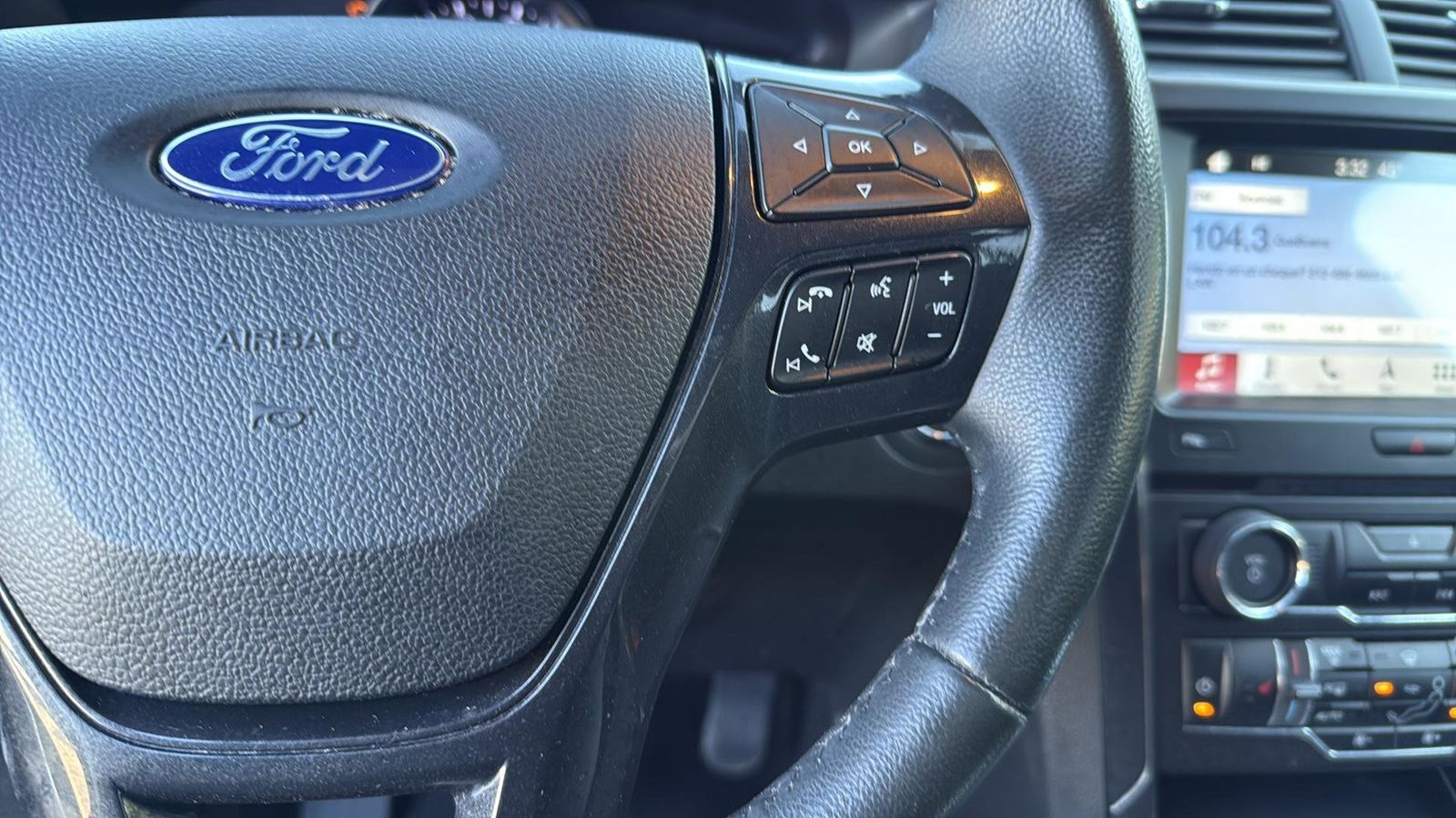 Used Car 2018 Ford Explorer  Xlt For Sale Under $20,000 In Austin, Texas