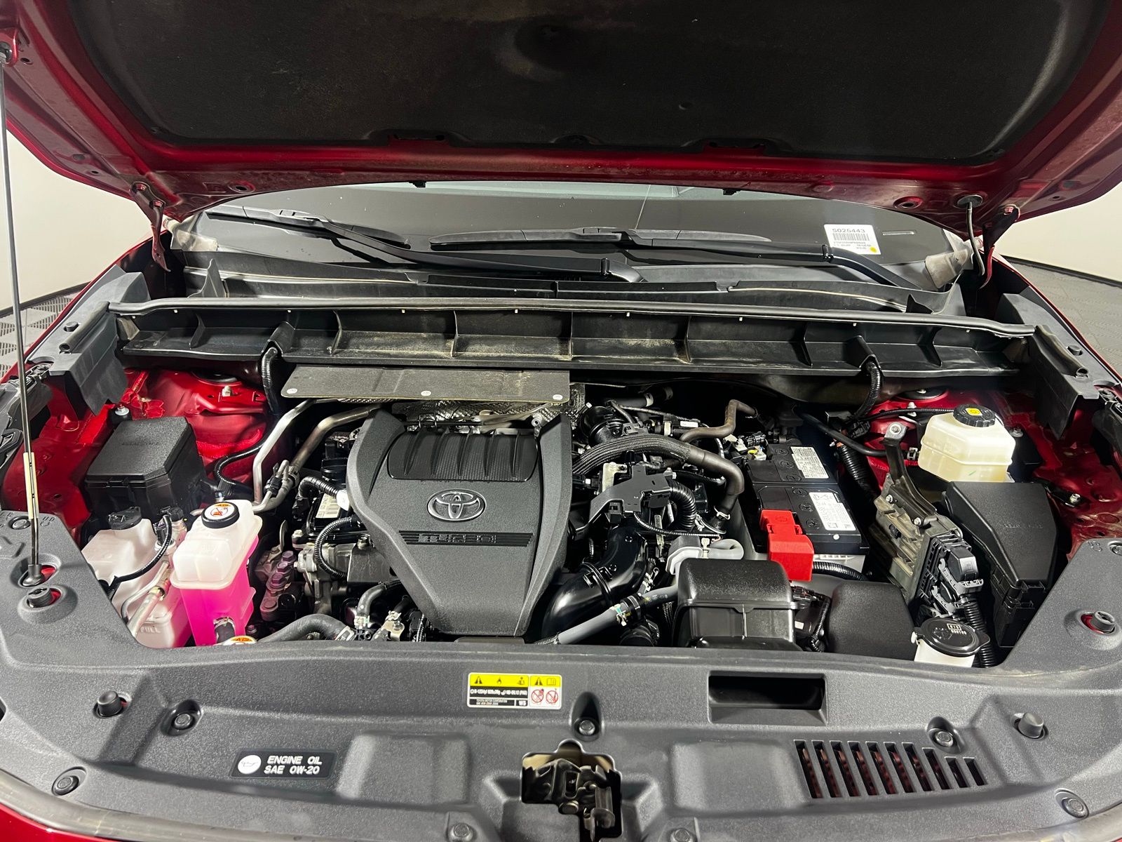 Thumbnail: 2023 Toyota Highlander - 8