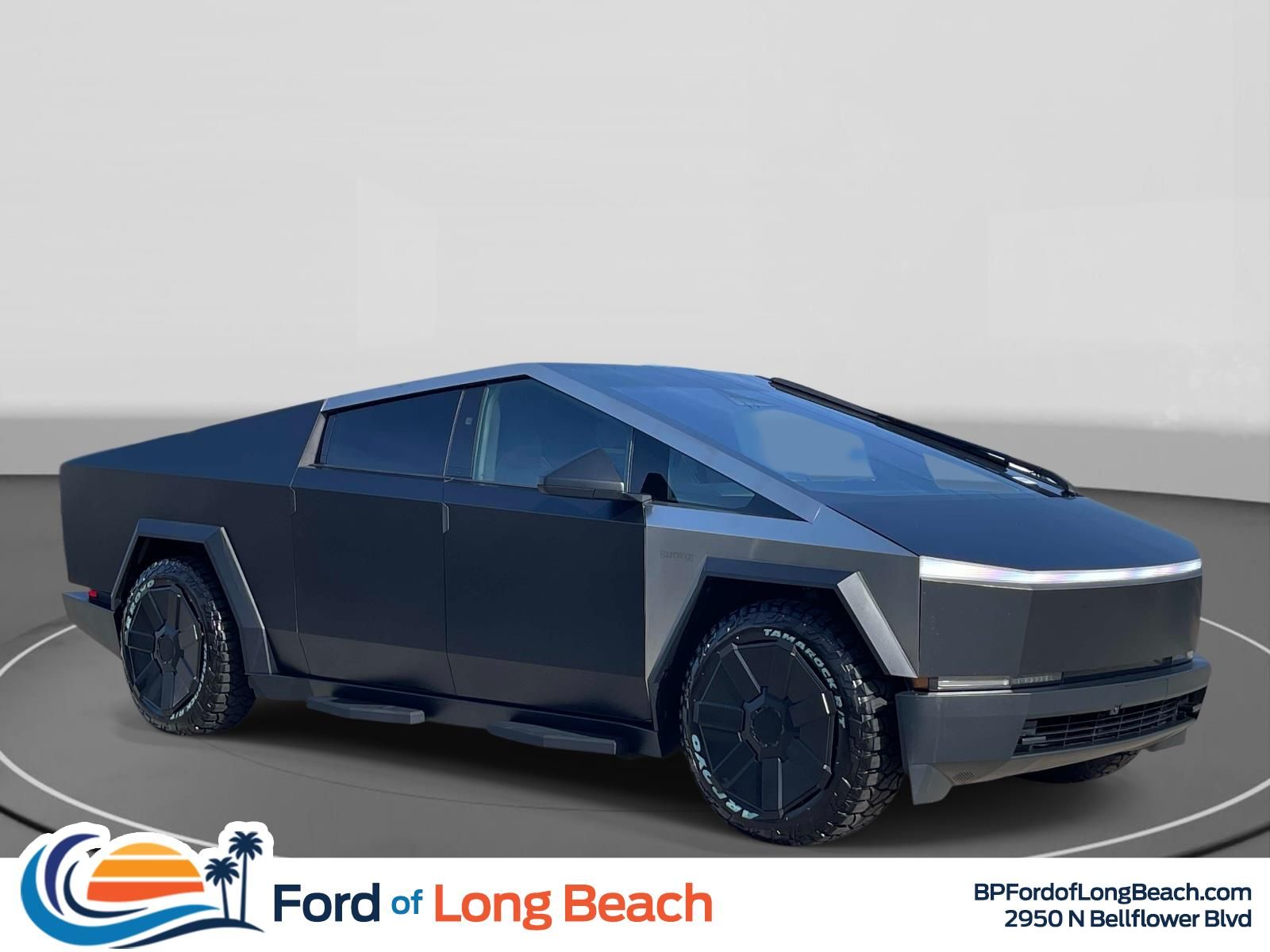 2024 Tesla Cybertruck Crew Cab AWD