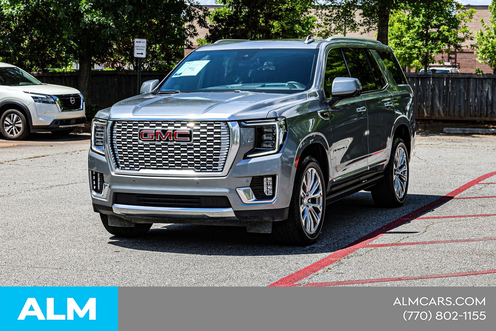 Used 2023 Silver GMC Denali image 4