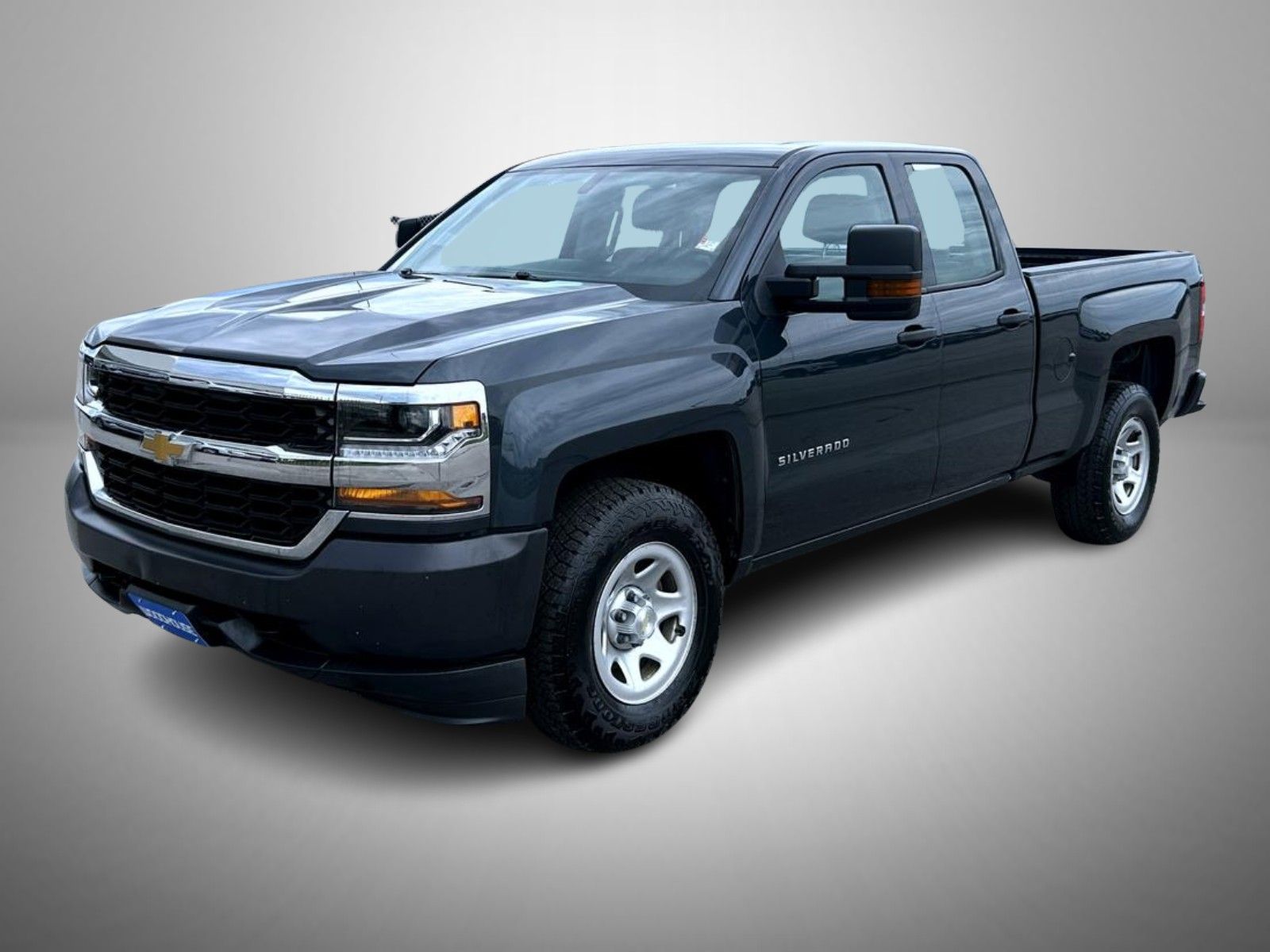 Gray (Graphite Metallic) 2017 Chevrolet Silverado 1500 Pickup Truck Four-Wheel Drive 6-Speed Automatic Overdrive
