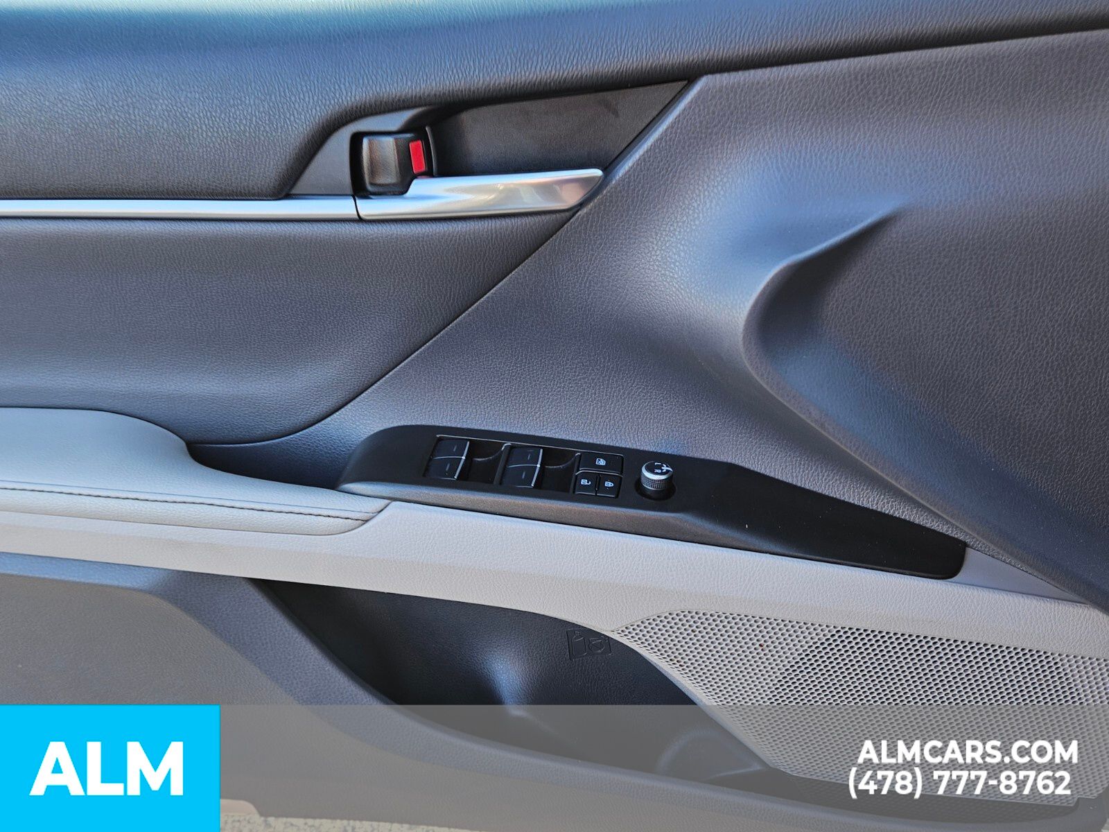 2023 Toyota Camry XSE photo 29