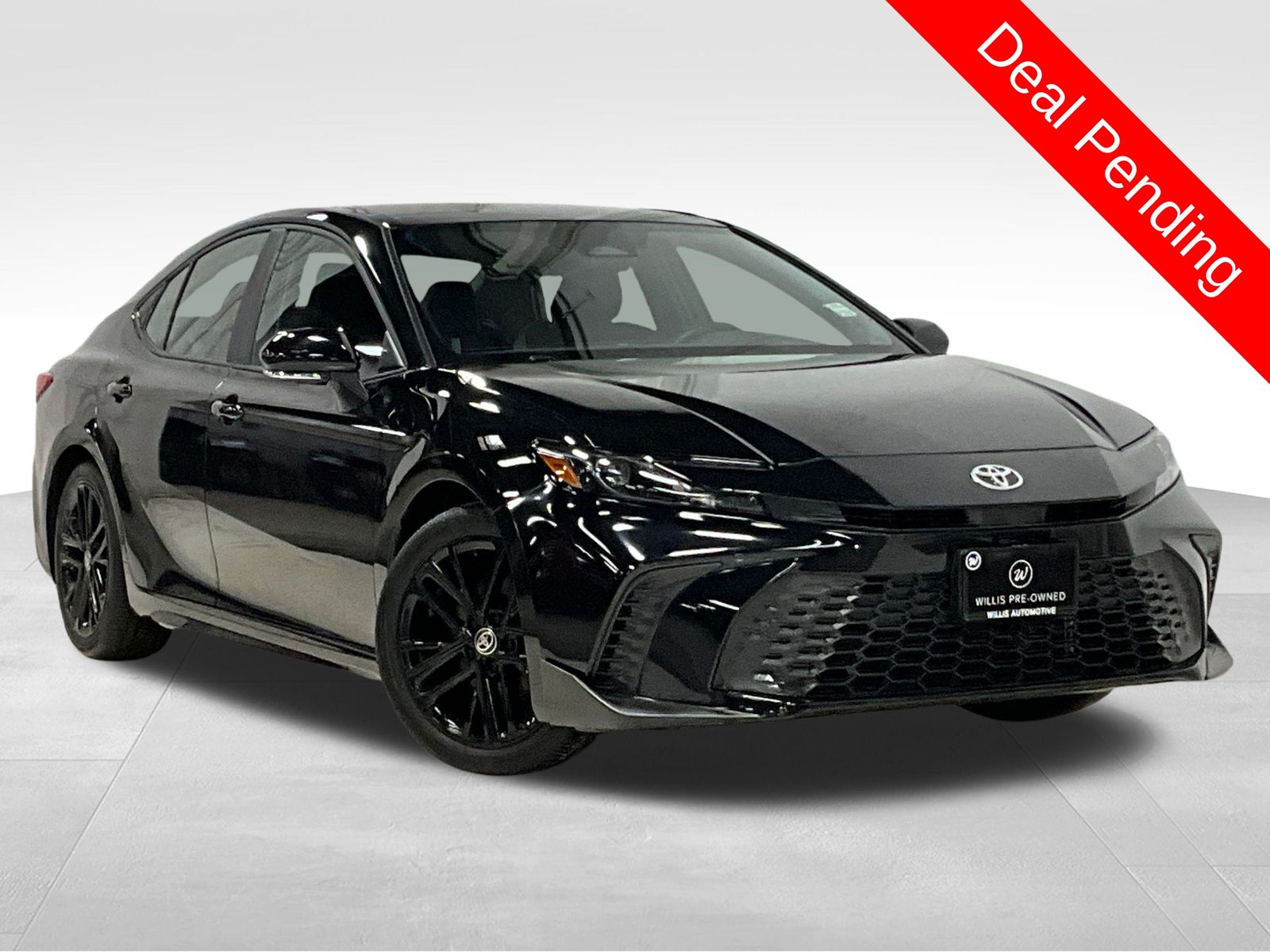 Midnight Black Metallic 2025 Toyota Camry SE FWD Sedan Front-Wheel Drive Continuously Variable Transmission