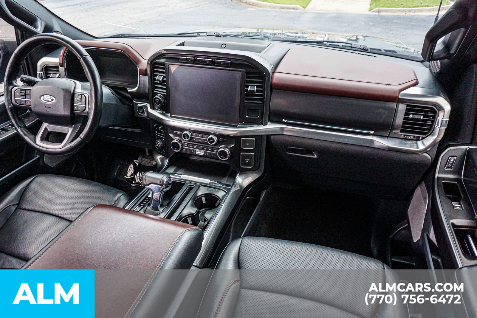 Used 2021  Ford Lariat image 25
