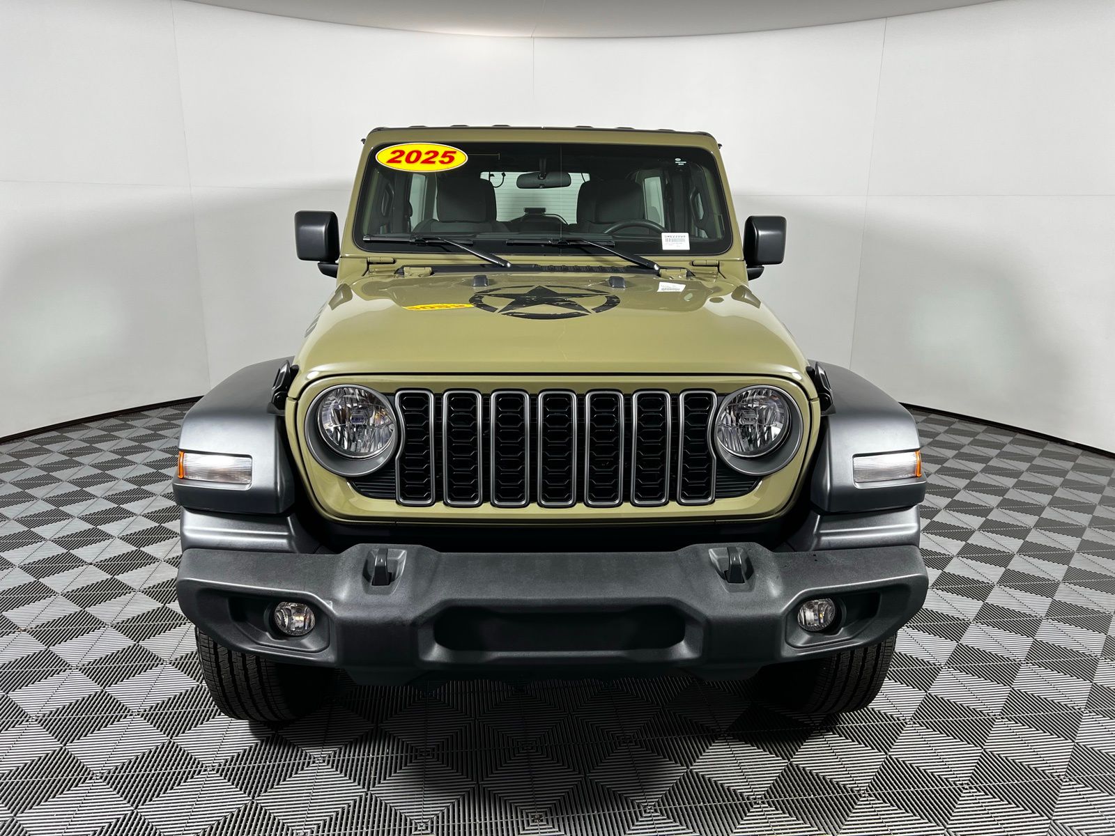 Thumbnail: 2025 Jeep Wrangler - 2