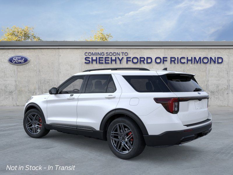 New 2026 Star White Metallic Tri-Coat Ford ST-Line image 5