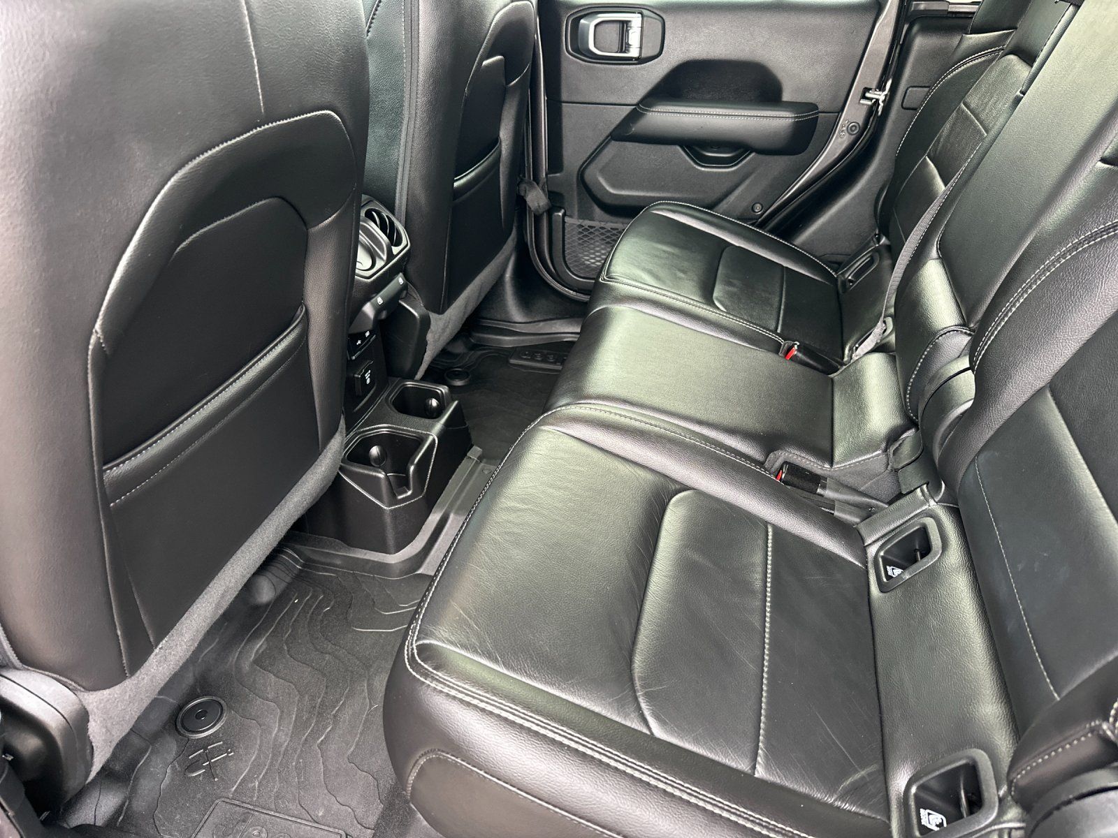 used 2020 Jeep Gladiator car, priced at $27,498