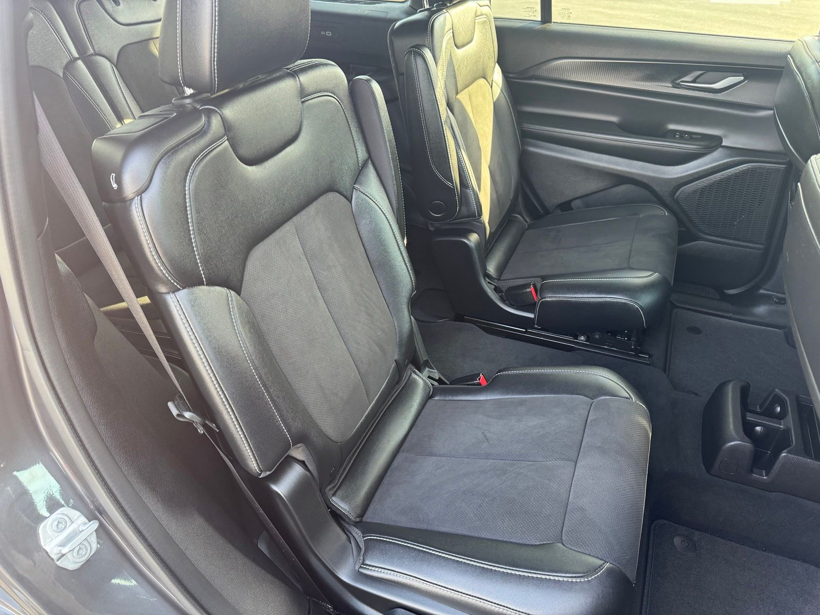 Used 2023 Jeep Grand Cherokee L SUV