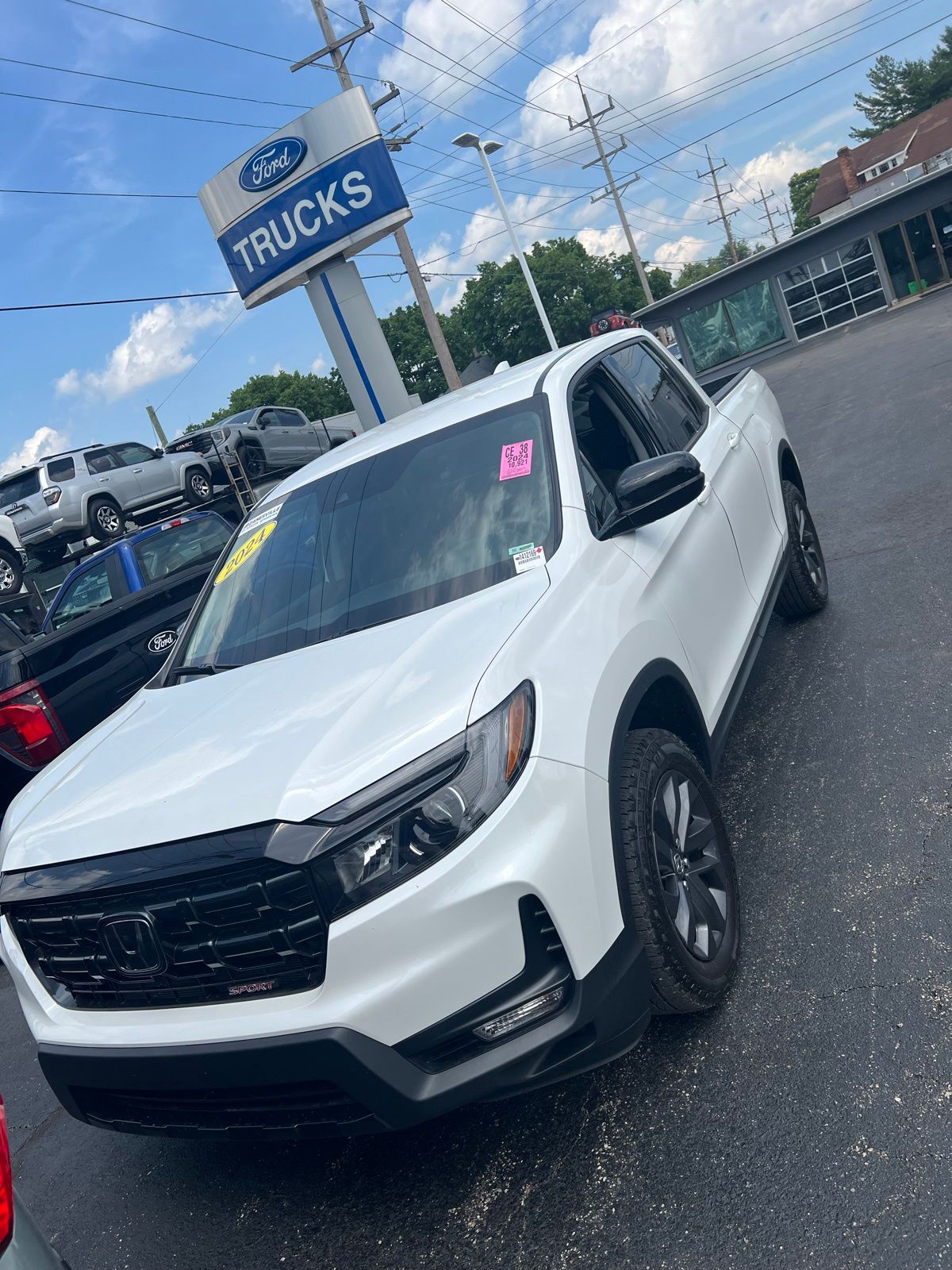 White 2024 Honda Ridgeline Sport AWD Pickup Truck All-Wheel Drive 9-Speed Automatic