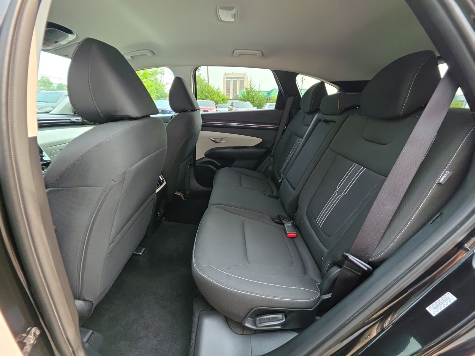 Used 2024 Black Hyundai SEL image 7