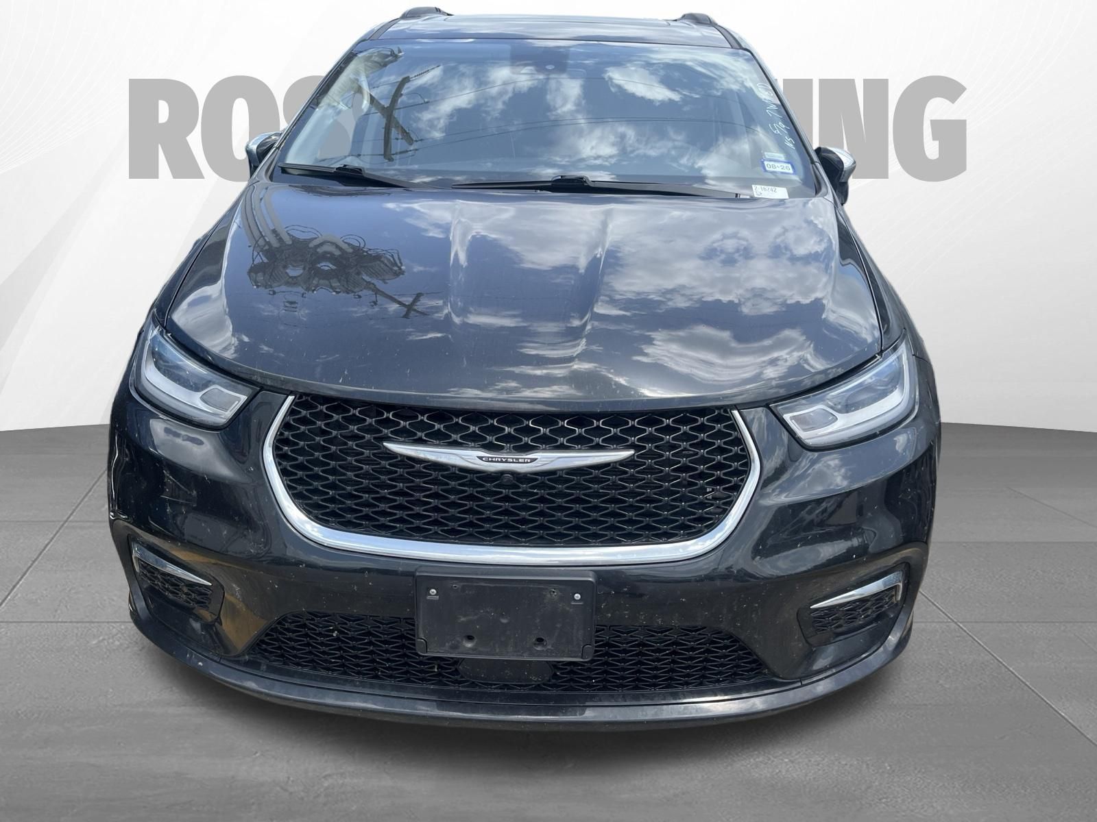2023 Chrysler Pacifica Limited - 1