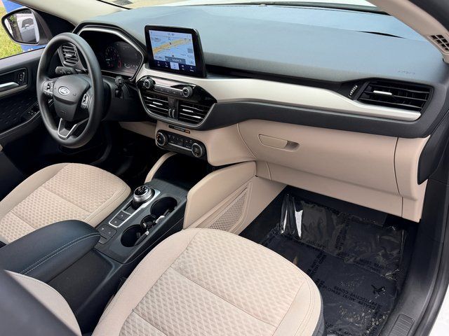 Certified Used 2020 Oxford White Ford SE image 28