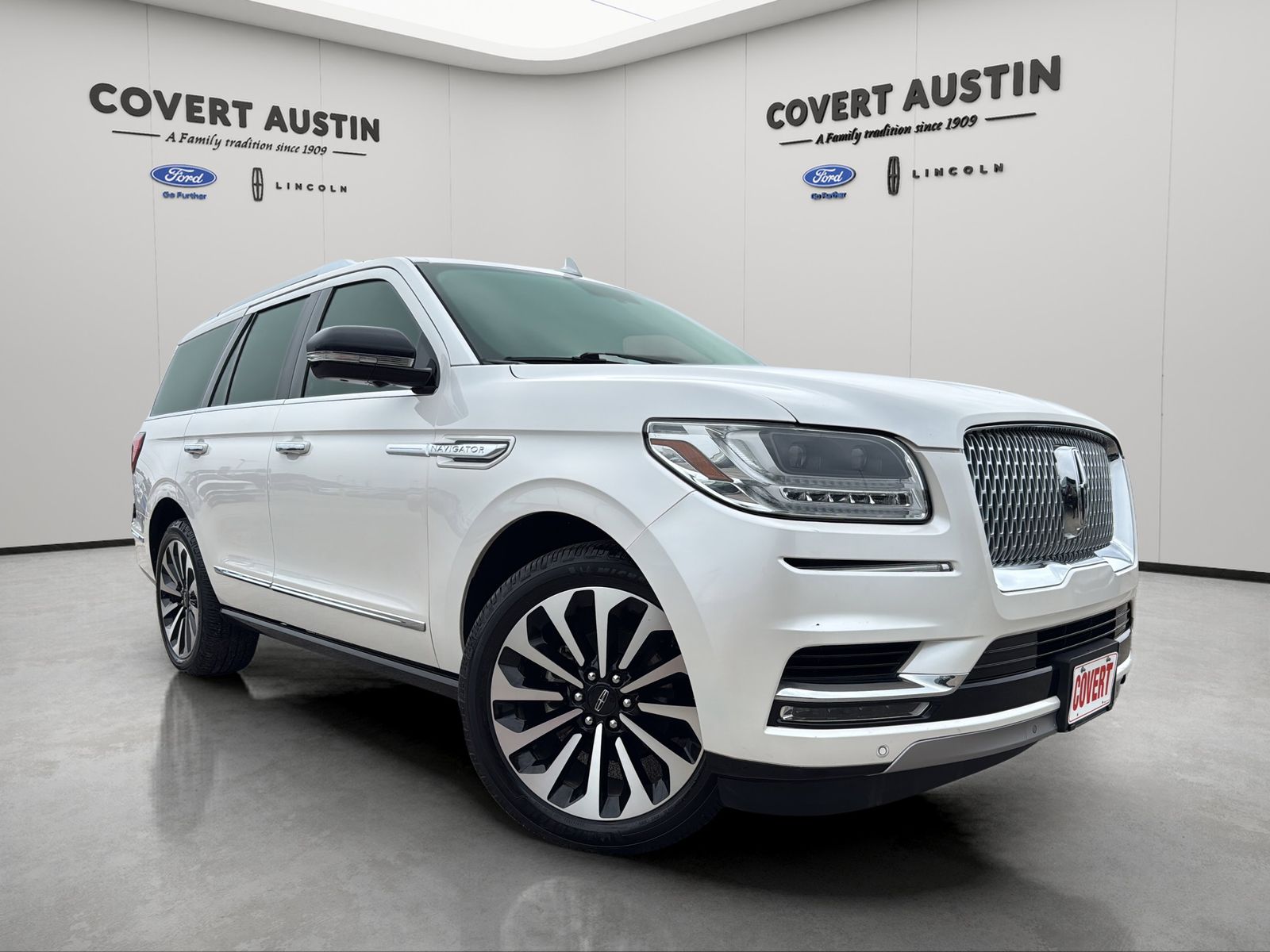 Used Car 2018 Lincoln Navigator  Select For Sale Under $25,000 In Austin, Texas
