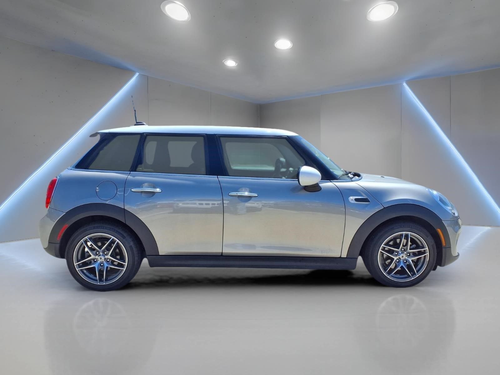 2019 MINI Cooper Signature - 5