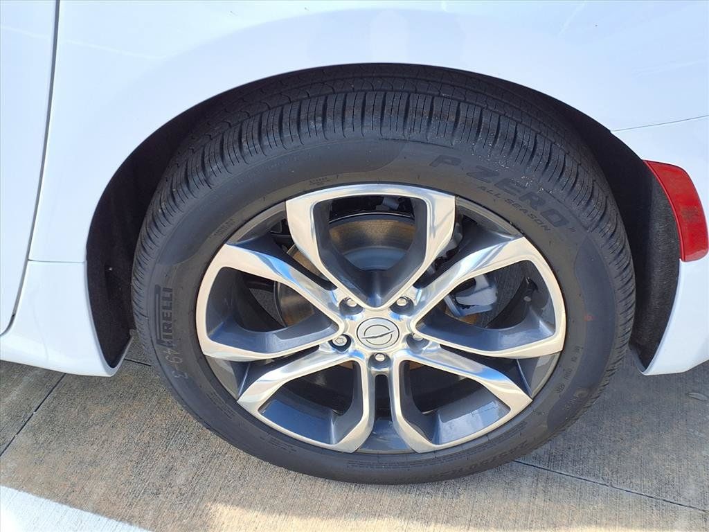 2026 Chrysler Pacifica Pinnacle - 4