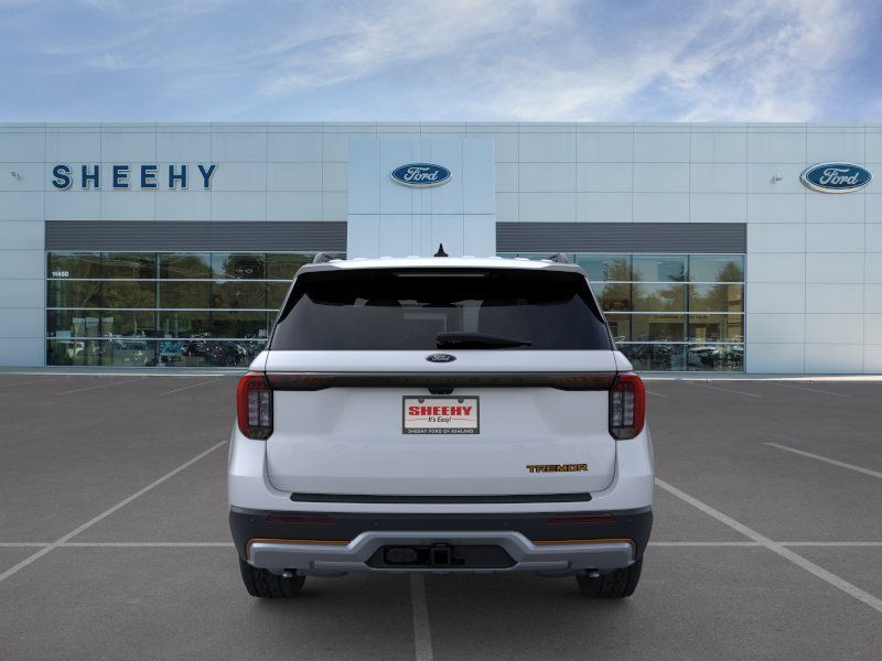 New 2026 Space White Metallic Ford Tremor image 7