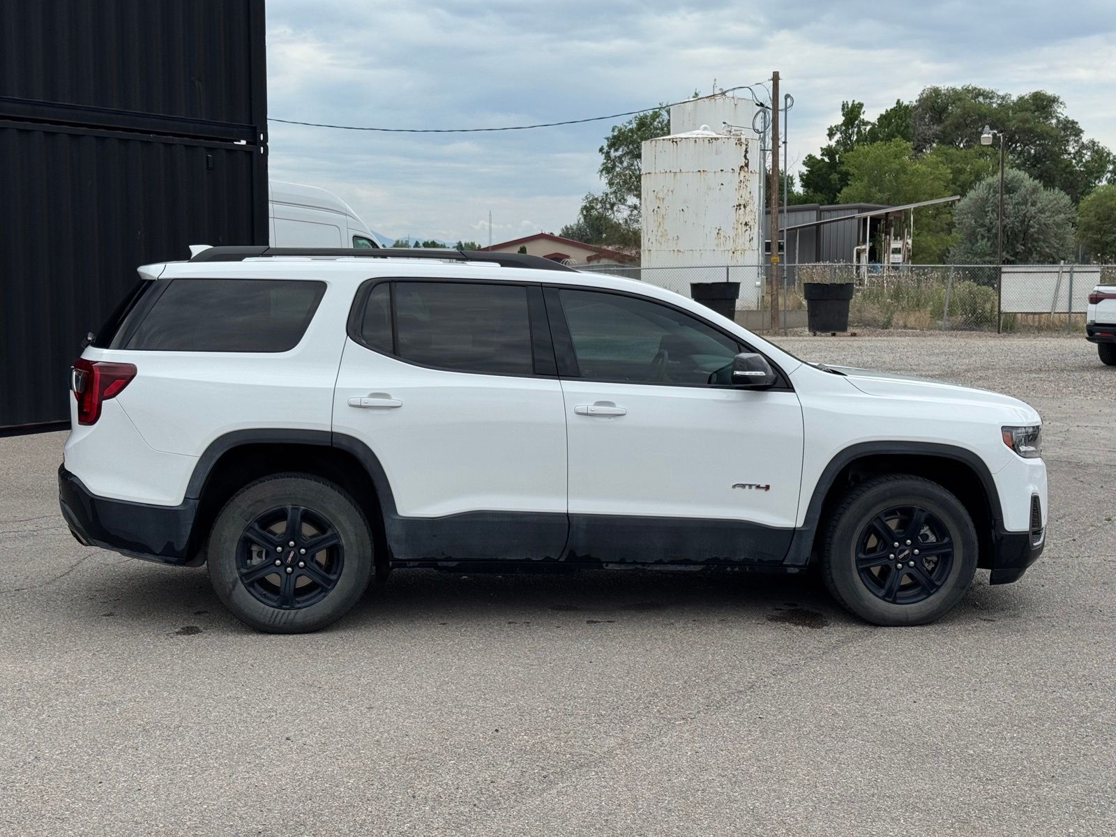 Used 2023 GMC Acadia SUV
