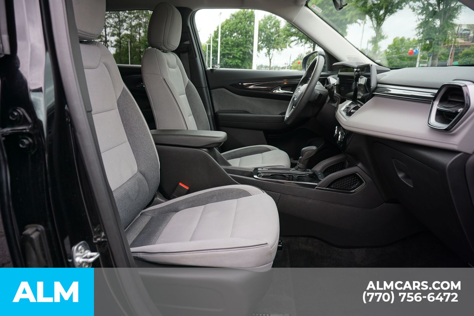 Used 2025 Black Chevrolet LT image 24