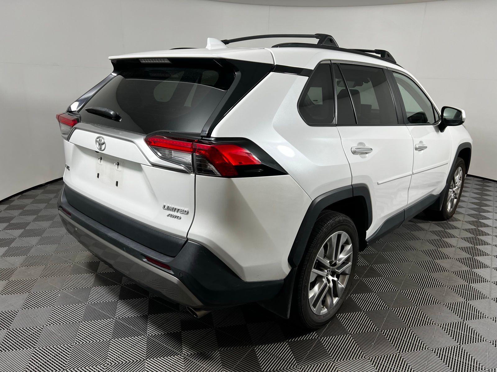 Thumbnail: 2023 Toyota RAV4 - 5