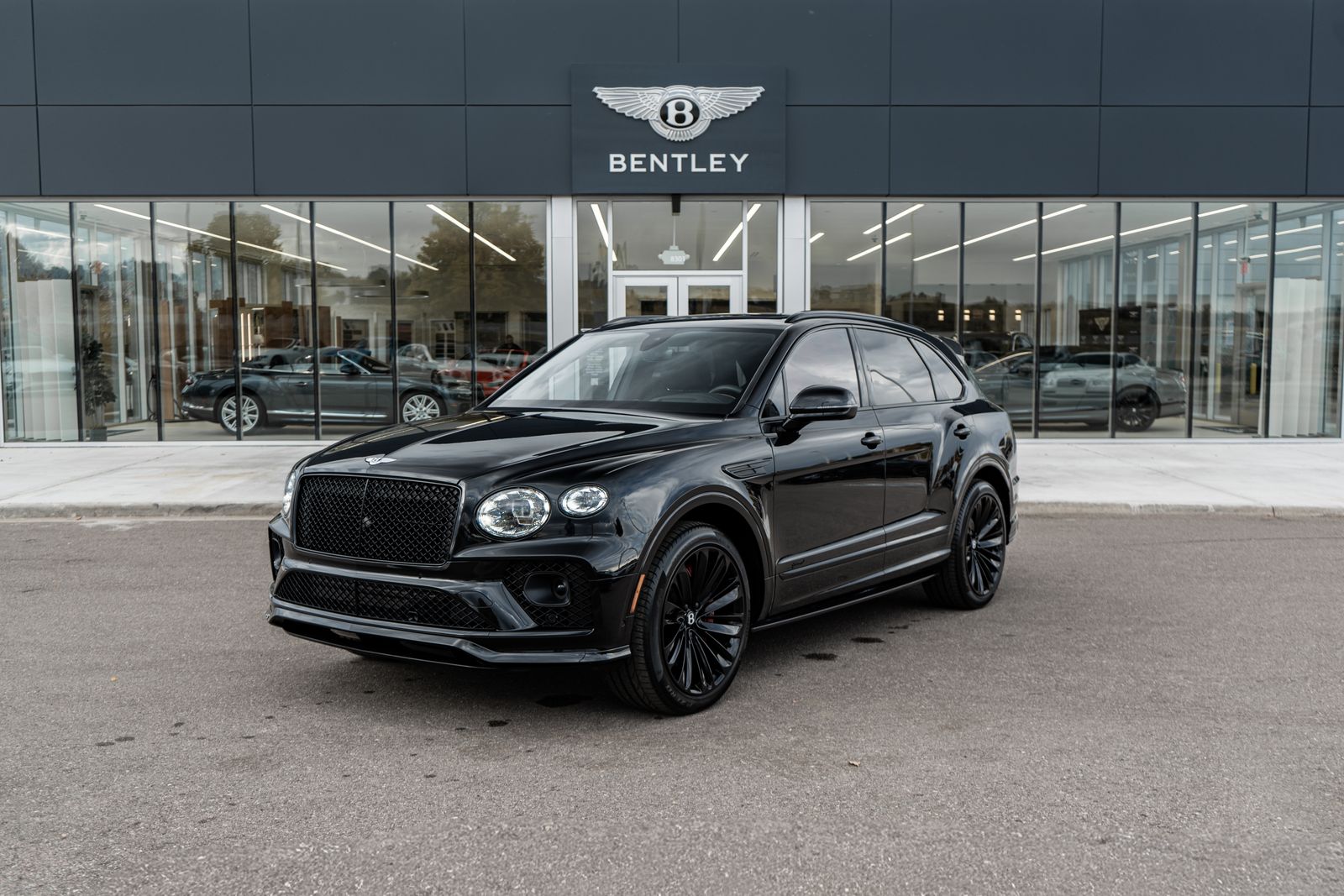 2023 Bentley Bentayga Speed's photo
