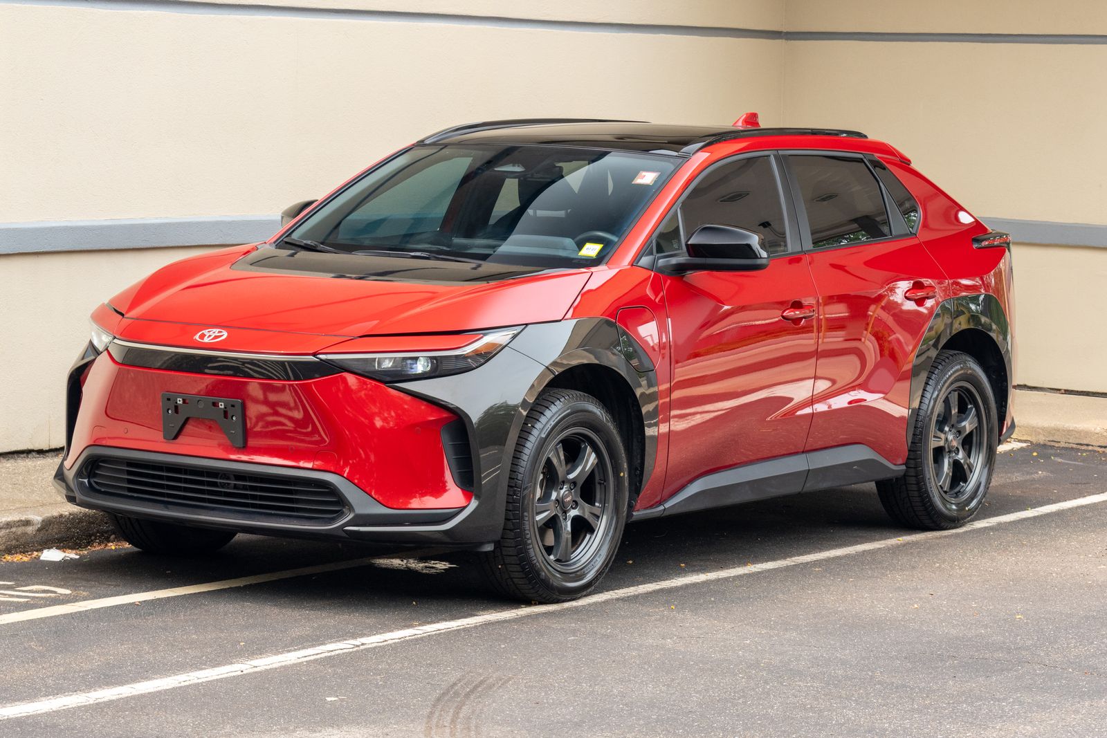  2024 Toyota bZ4X XLE AWD   