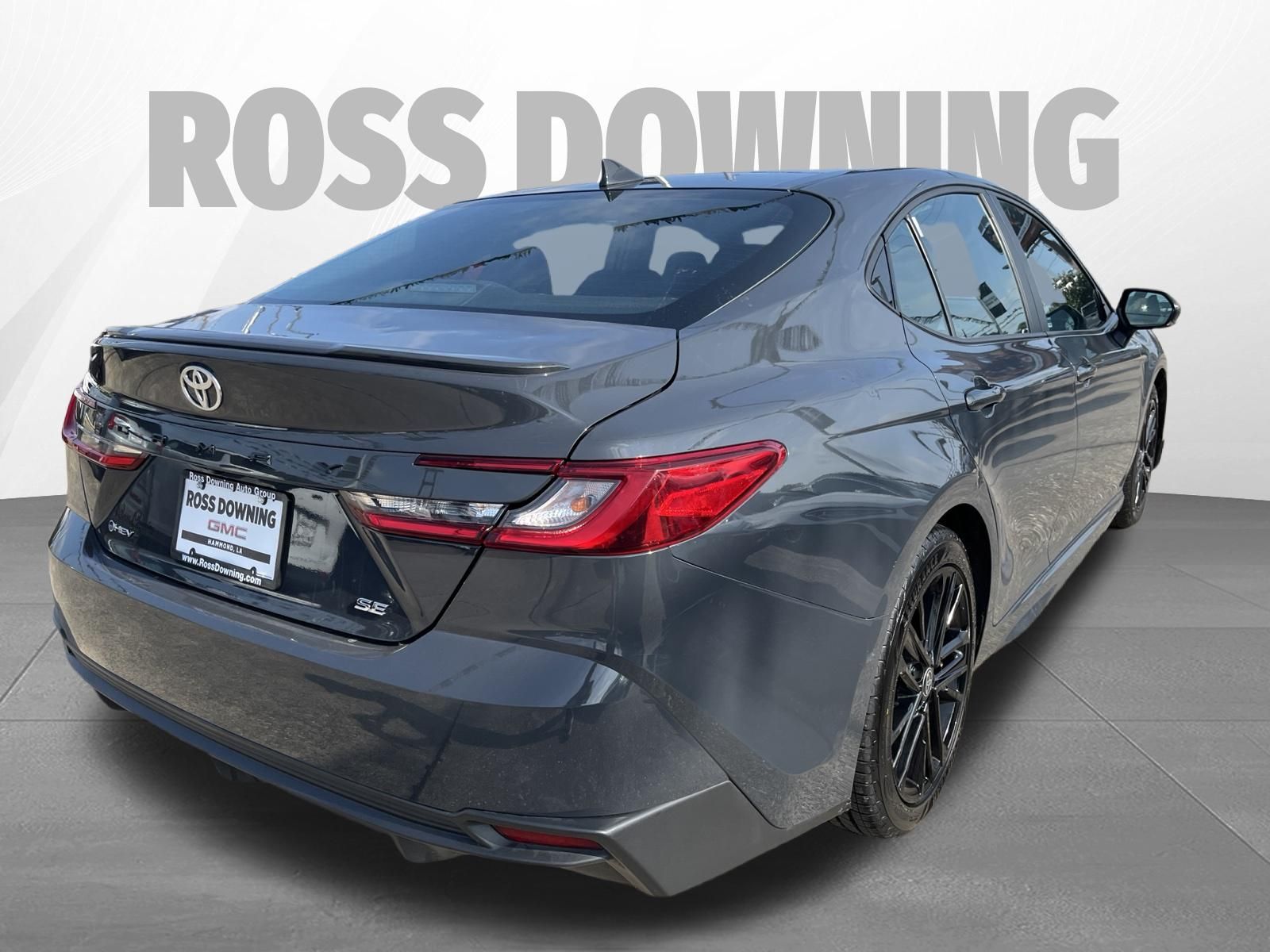 2025 Toyota Camry SE - 3