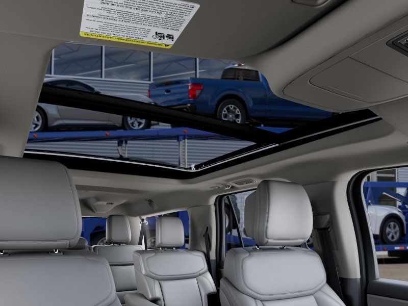 New 2027 Star White Metallic Tri-Coat Ford Active image 22