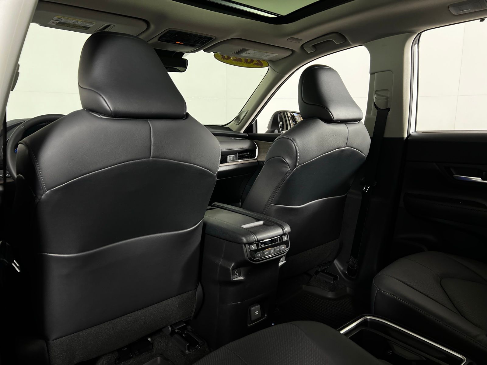 Thumbnail: 2026 Toyota Grand Highlander - 24