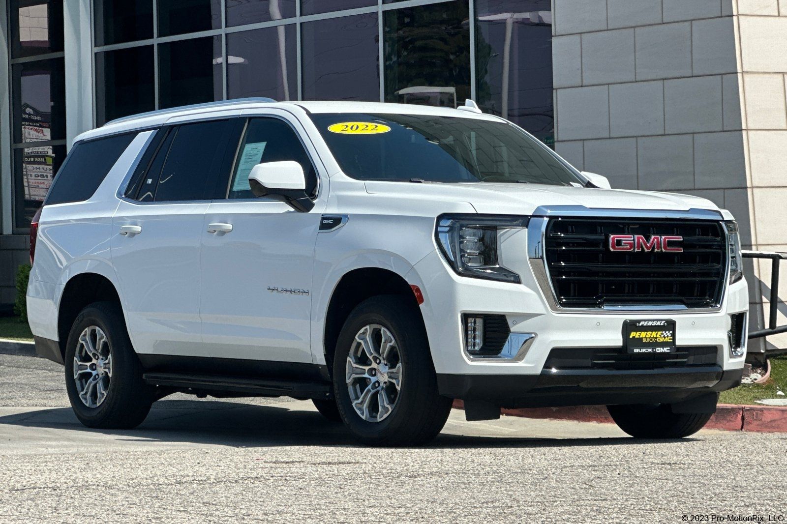 2022 GMC Yukon SLE RWD