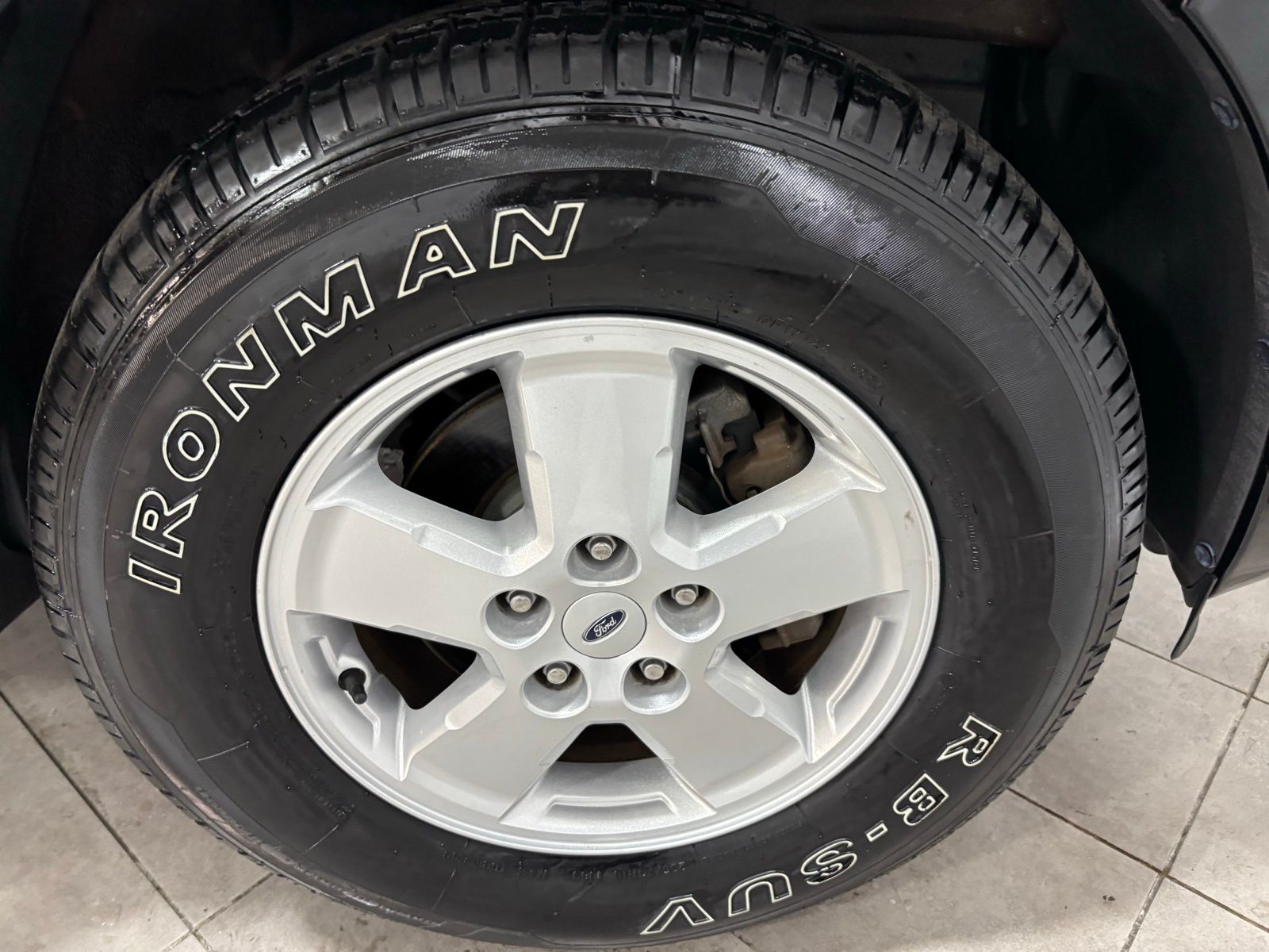 Used Car 2009 Ford Escape  Xlt For Sale Under $10,000 In Austin, Texas