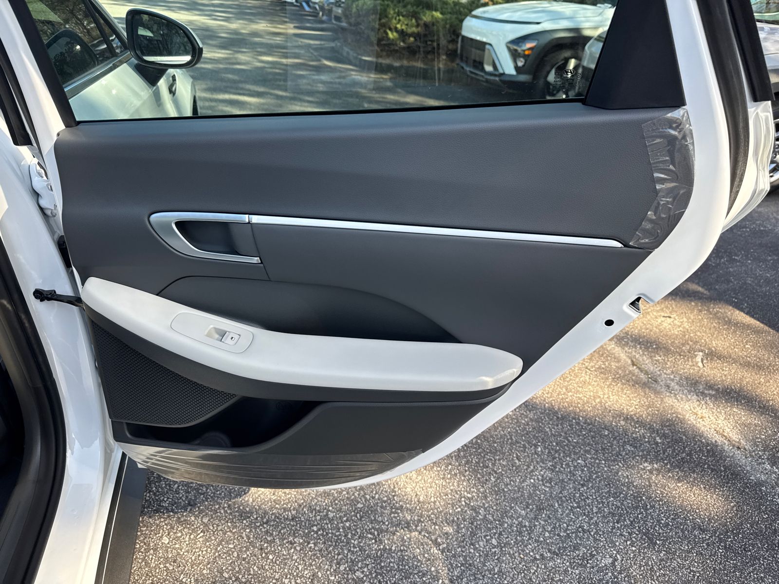 New 2026 White Hyundai Blue image 17
