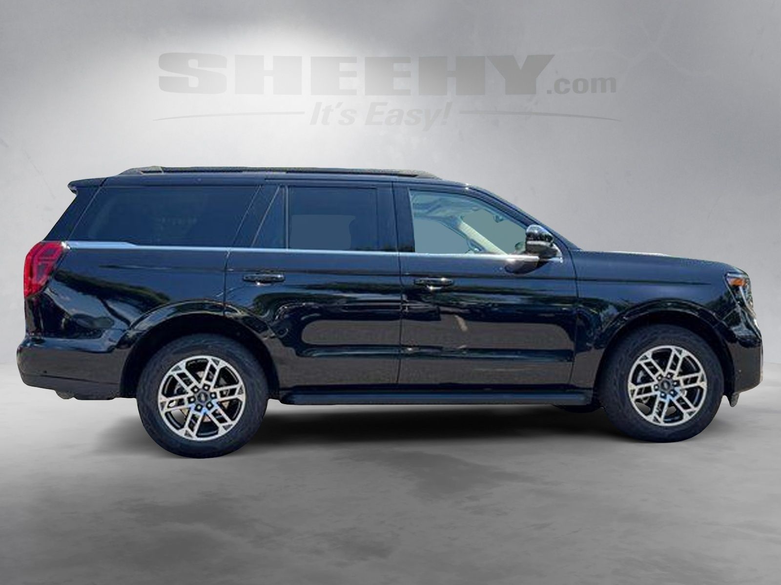 Certified Used 2025 Agate Black Metallic Ford Active image 10