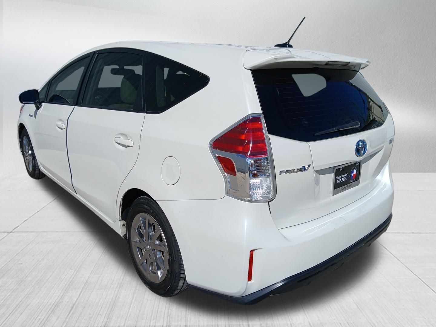 Used Car 2017 Toyota Prius V  For Sale Under $20,000 In Austin, Texas