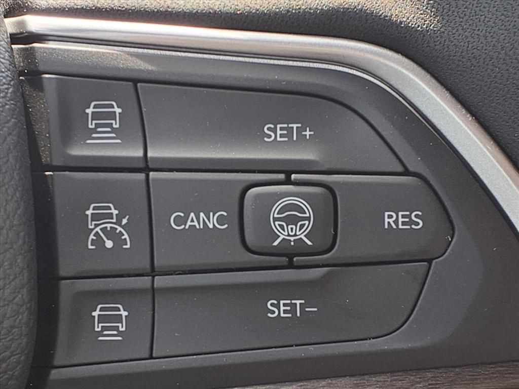 2026 Jeep Grand Cherokee Altitude - 8