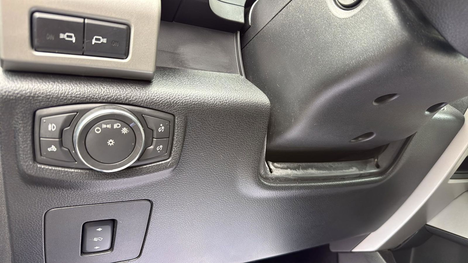 Used Car 2015 Ford F-150  Lariat For Sale Under $20,000 In Austin, Texas