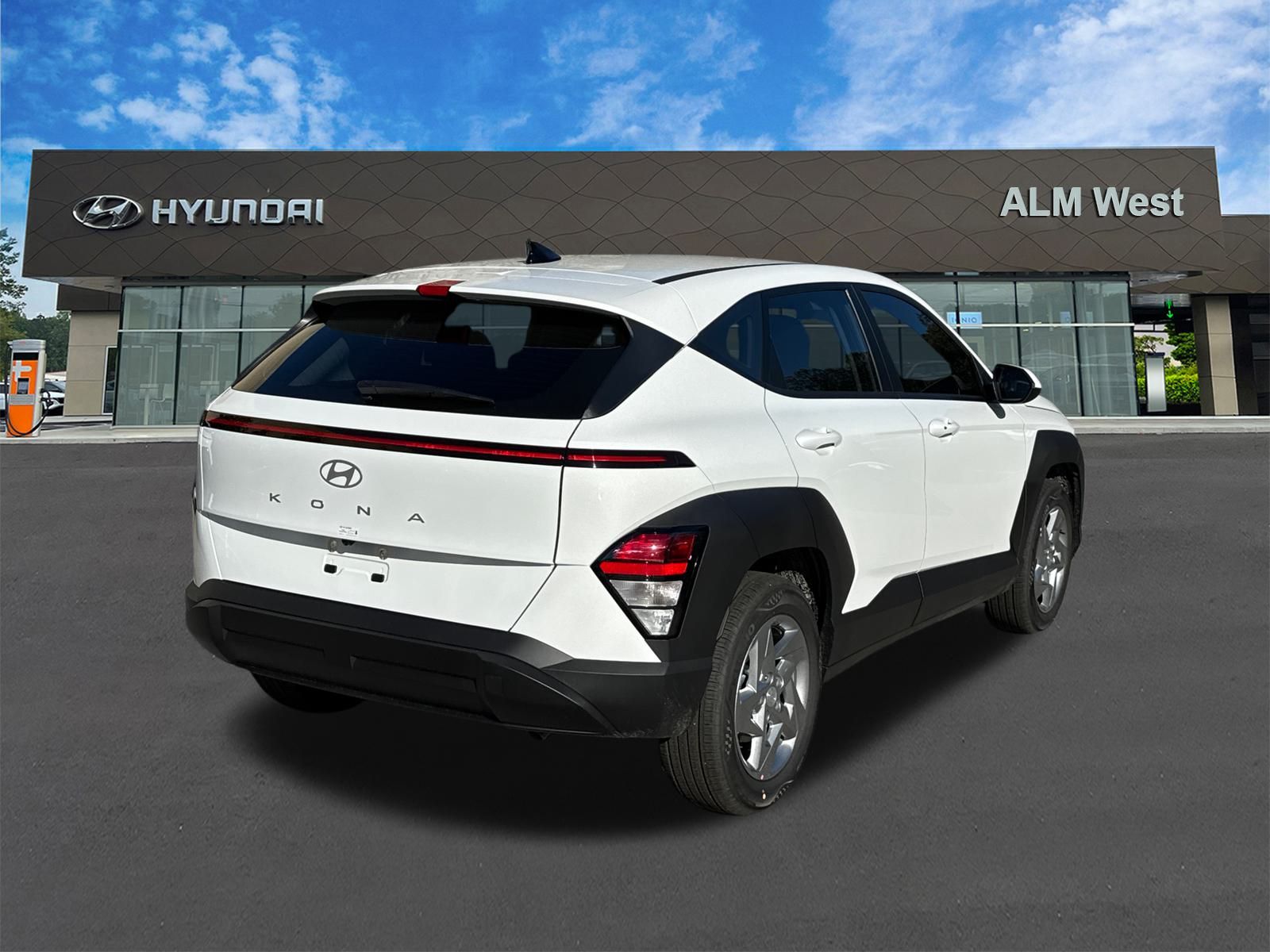 Used 2026 White Hyundai SE image 5
