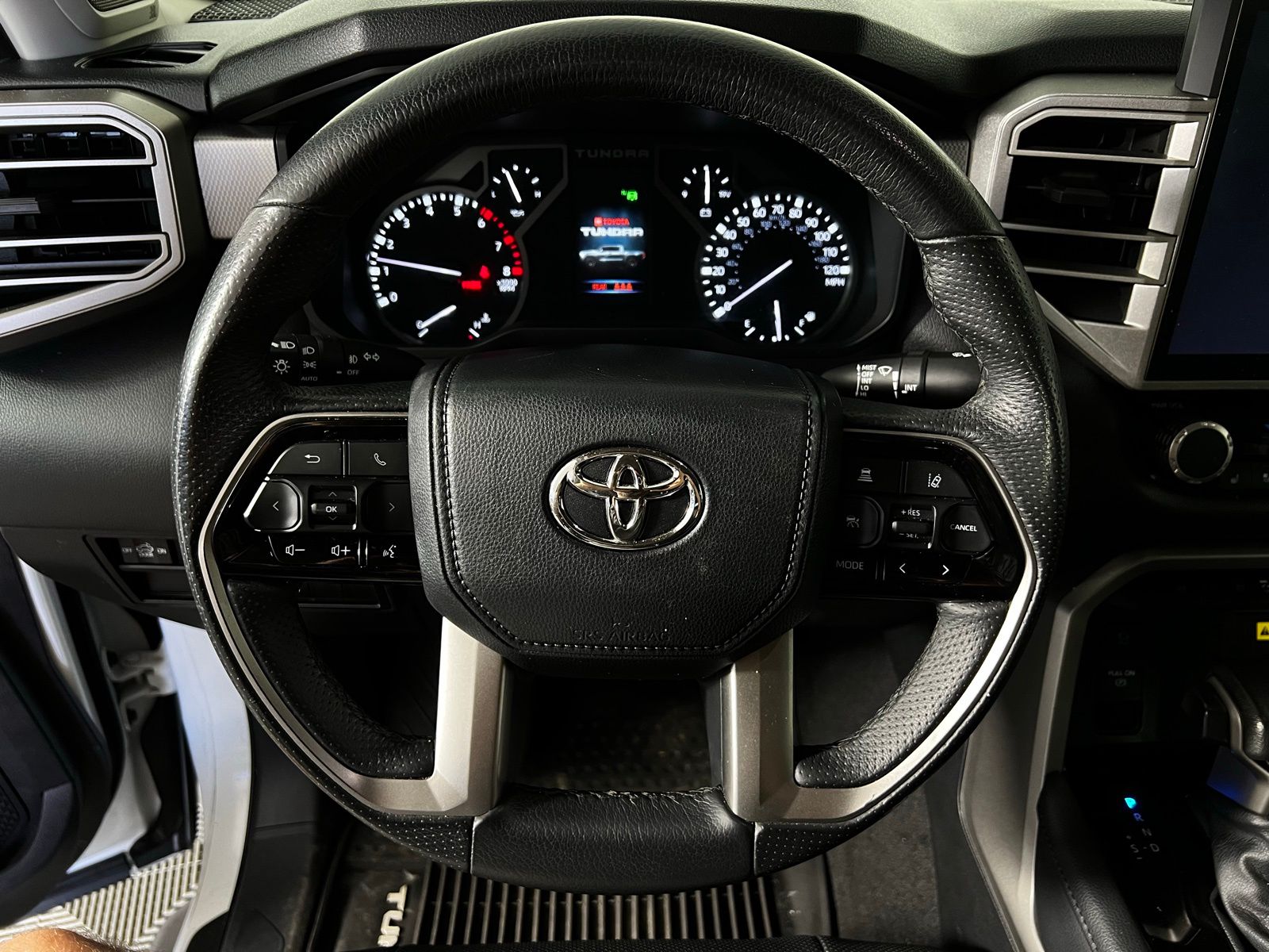 Thumbnail: 2023 Toyota Tundra - 9