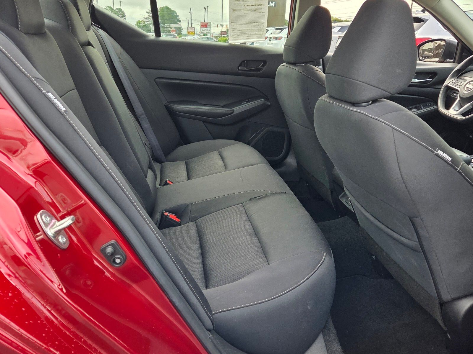 2025 Nissan Altima SV - Photo 14